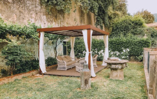 Lumi Pavillon im Garten